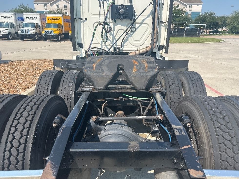 Sleeper Tractor-Heavy Duty Tractors-Freightliner-2019-Cascadia 12564ST-Houston-TX-336,435\n\t\tmiles-$ 62,250 - Image 6