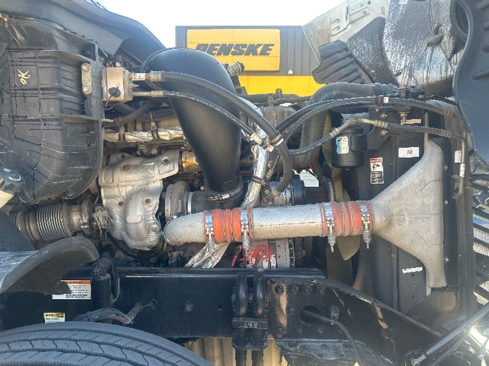 Sleeper Tractor-Heavy Duty Tractors-Freightliner-2019-Cascadia 12564ST-Houston-TX-468,960\n\t\tmiles-$ 47,750 - Image 19