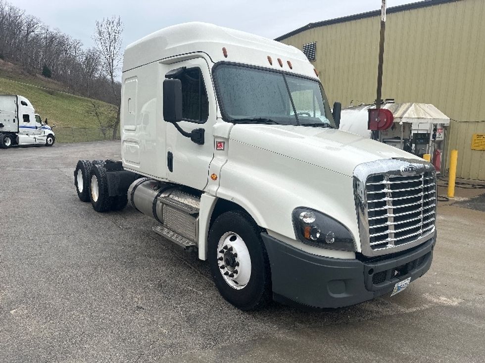 Your Next Used 2019 Freightliner Cascadia 12564ST, 207900, Is For Sale