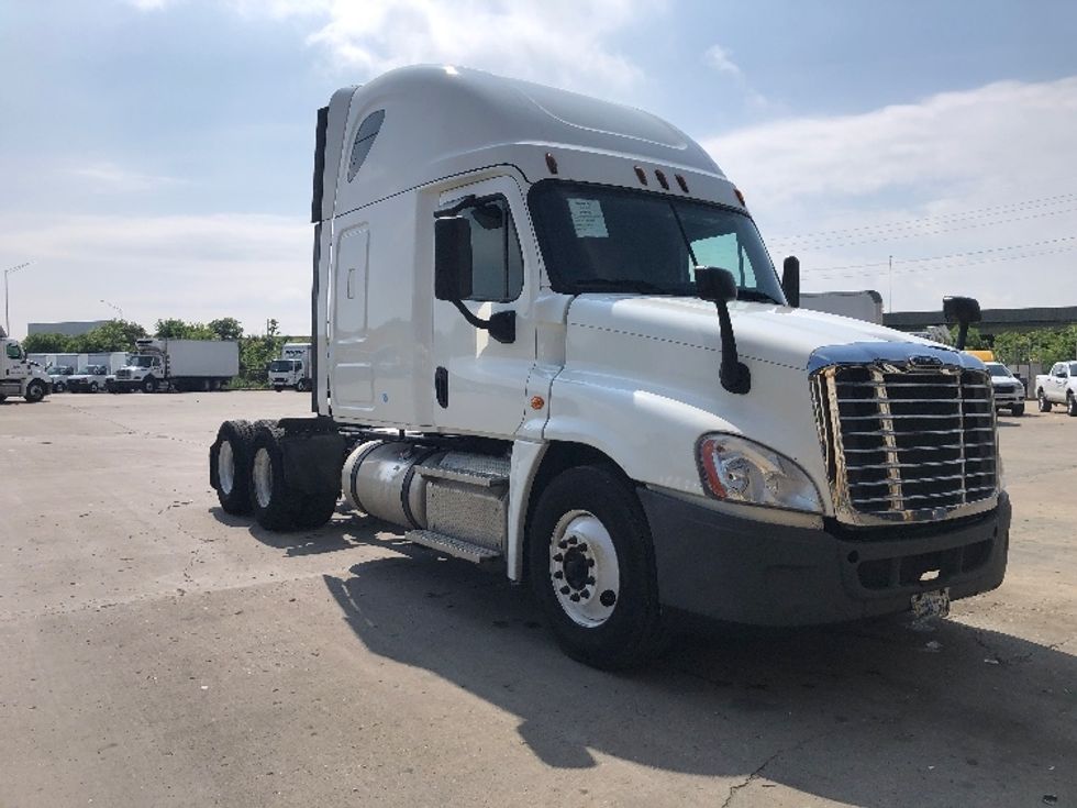 Sleeper Tractor-Heavy Duty Tractors-Freightliner-2019-Cascadia 12564ST-Indianapolis-IN-469,818\n\t\tmiles-$ 48,500 - Image 1