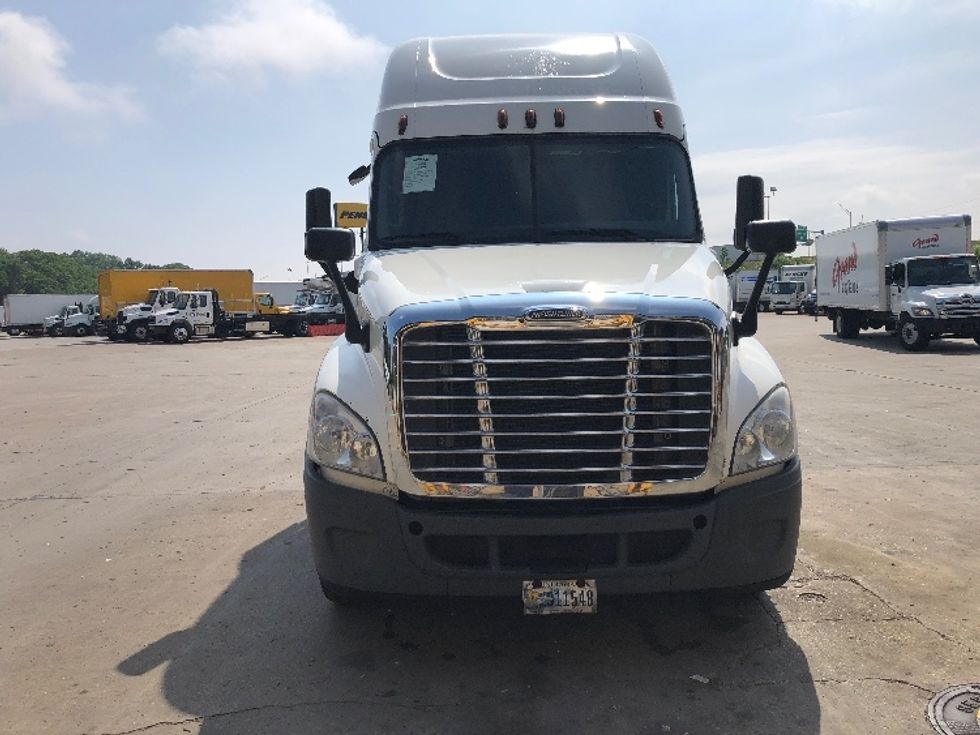 Sleeper Tractor-Heavy Duty Tractors-Freightliner-2019-Cascadia 12564ST-Indianapolis-IN-469,818\n\t\tmiles-$ 48,500 - Image 2