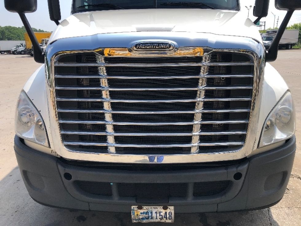 Sleeper Tractor-Heavy Duty Tractors-Freightliner-2019-Cascadia 12564ST-Indianapolis-IN-469,818\n\t\tmiles-$ 48,500 - Image 24
