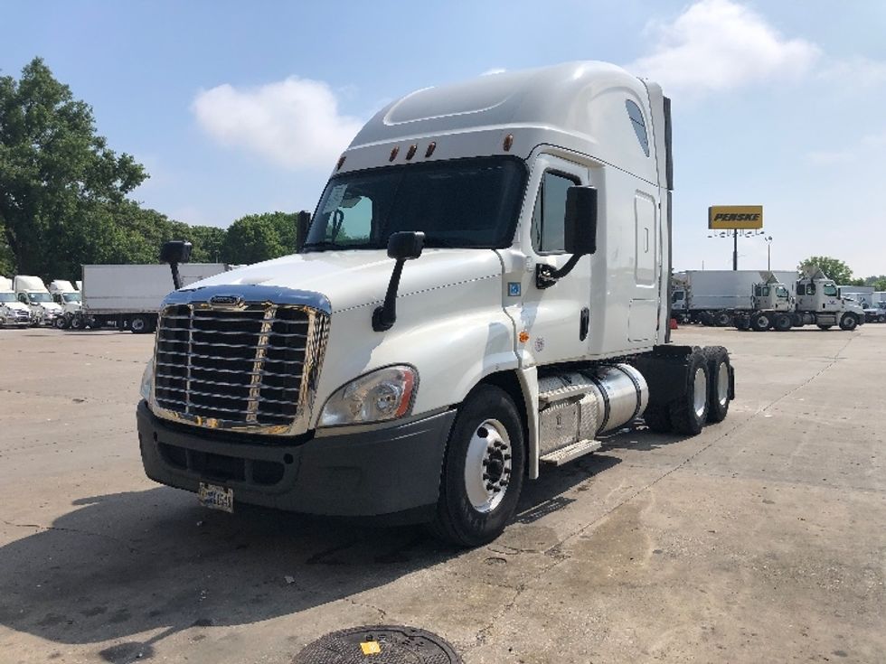 Sleeper Tractor-Heavy Duty Tractors-Freightliner-2019-Cascadia 12564ST-Indianapolis-IN-469,818\n\t\tmiles-$ 48,500 - Image 3
