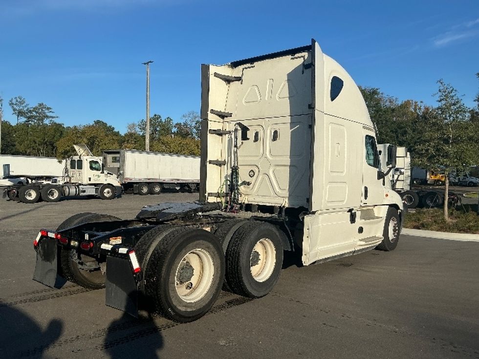 Sleeper Tractor-Heavy Duty Tractors-Freightliner-2019-Cascadia 12564ST-Jacksonville-FL-365,593\n\t\tmiles-$ 60,250 - Image 7