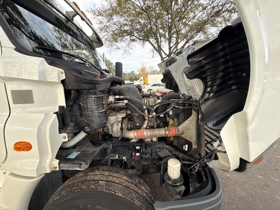 Sleeper Tractor-Heavy Duty Tractors-Freightliner-2019-Cascadia 12564ST-Jacksonville-FL-492,828\n\t\tmiles-$ 50,250 - Image 20