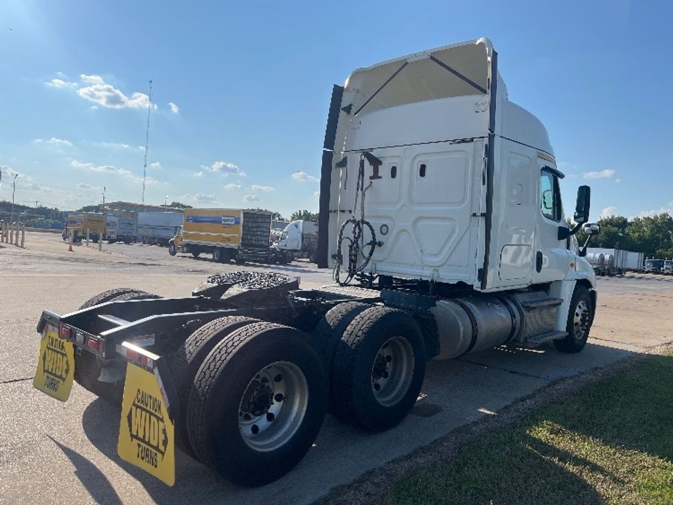 Sleeper Tractor-Heavy Duty Tractors-Freightliner-2019-Cascadia 12564ST-Katy-TX-281,214\n\t\tmiles-$ 62,750 - Image 7