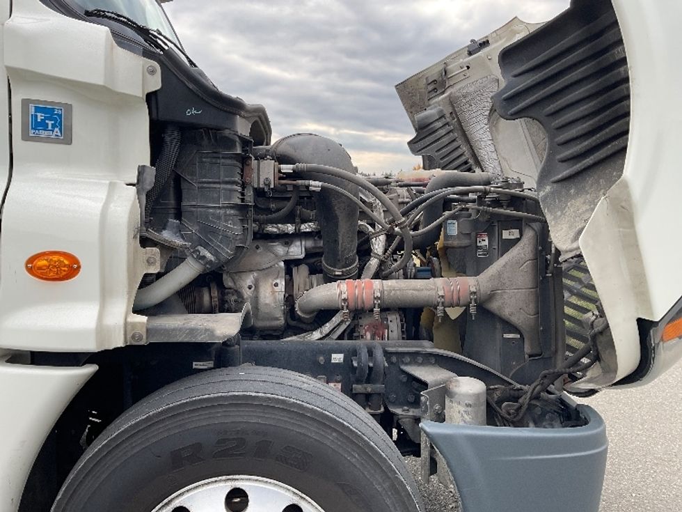 Sleeper Tractor-Heavy Duty Tractors-Freightliner-2019-Cascadia 12564ST-Lacey-WA-429,430\n\t\tmiles-$ 62,500 - Image 10