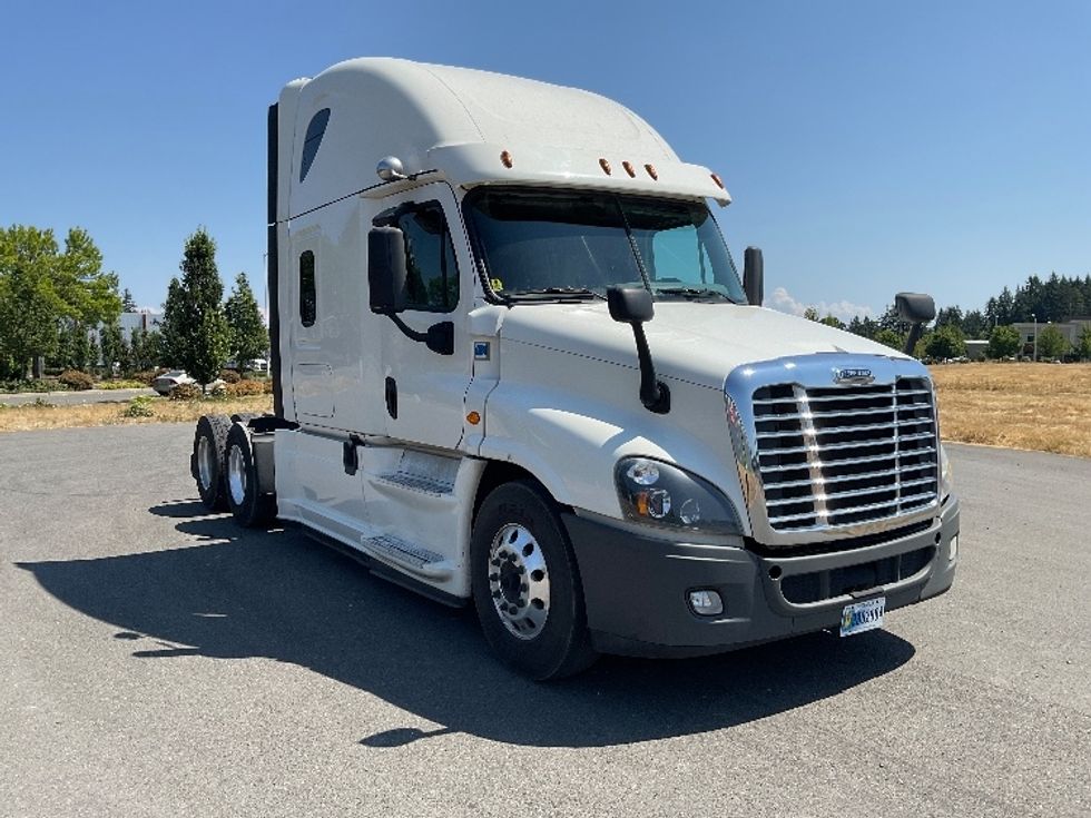 Sleeper Tractor-Heavy Duty Tractors-Freightliner-2019-Cascadia 12564ST-Lacey-WA-466,940\n\t\tmiles-$ 61,250 - Image 1