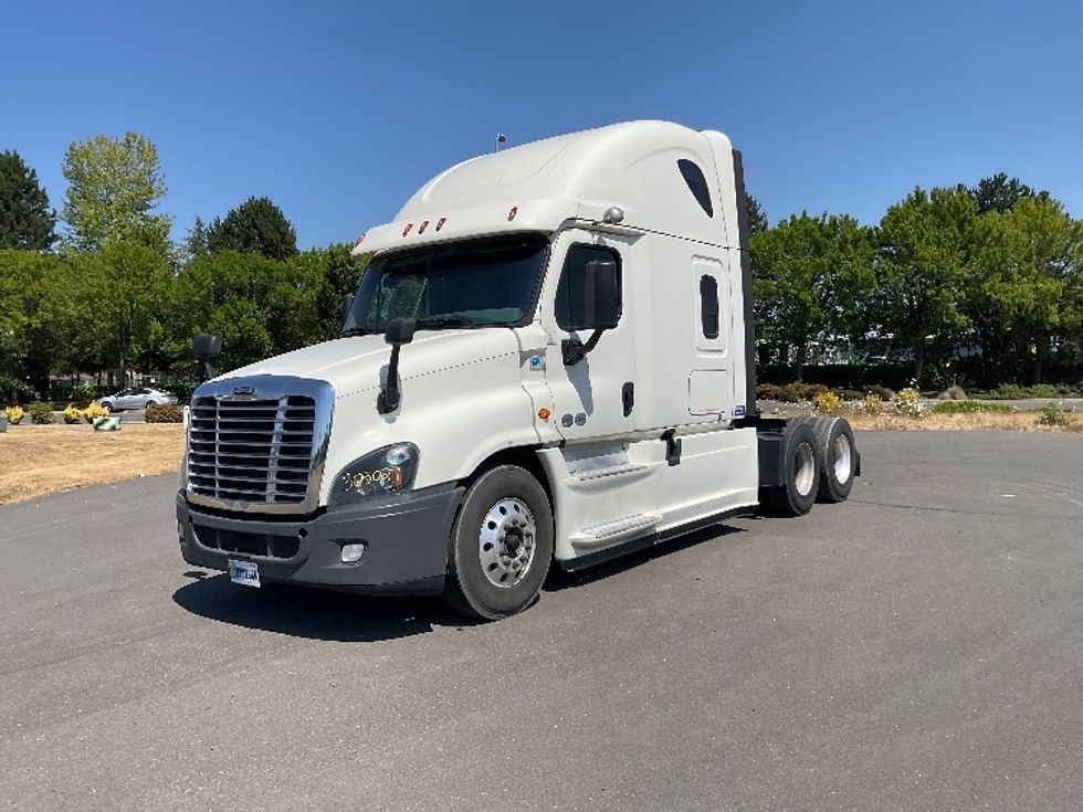 Sleeper Tractor-Heavy Duty Tractors-Freightliner-2019-Cascadia 12564ST-Lacey-WA-466,940\n\t\tmiles-$ 61,250 - Image 3