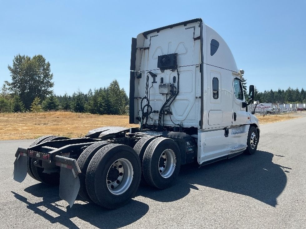 Sleeper Tractor-Heavy Duty Tractors-Freightliner-2019-Cascadia 12564ST-Lacey-WA-466,940\n\t\tmiles-$ 61,250 - Image 7