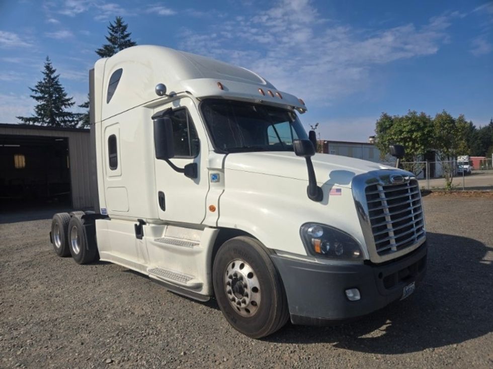 Sleeper Tractor-Heavy Duty Tractors-Freightliner-2019-Cascadia 12564ST-Lacey-WA-479,497\n\t\tmiles-$ 60,500 - Image 1