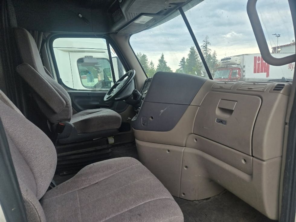 Sleeper Tractor-Heavy Duty Tractors-Freightliner-2019-Cascadia 12564ST-Lacey-WA-479,497\n\t\tmiles-$ 60,500 - Image 15