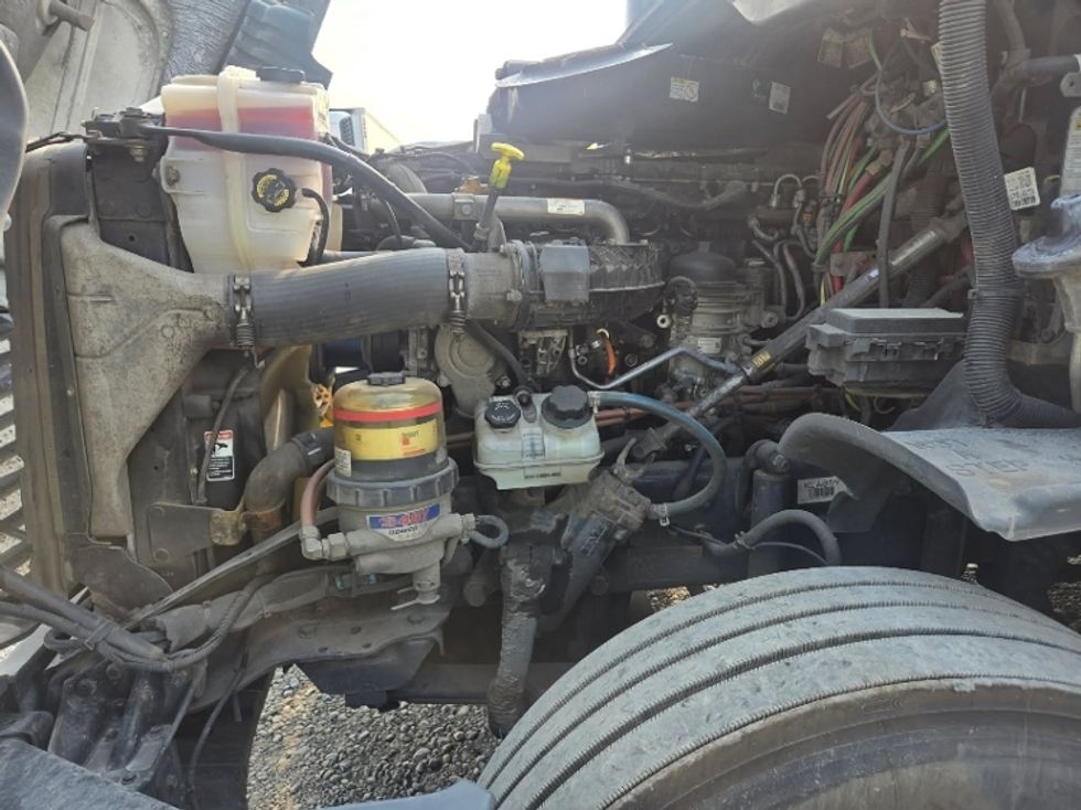 Sleeper Tractor-Heavy Duty Tractors-Freightliner-2019-Cascadia 12564ST-Lacey-WA-479,497\n\t\tmiles-$ 60,500 - Image 21