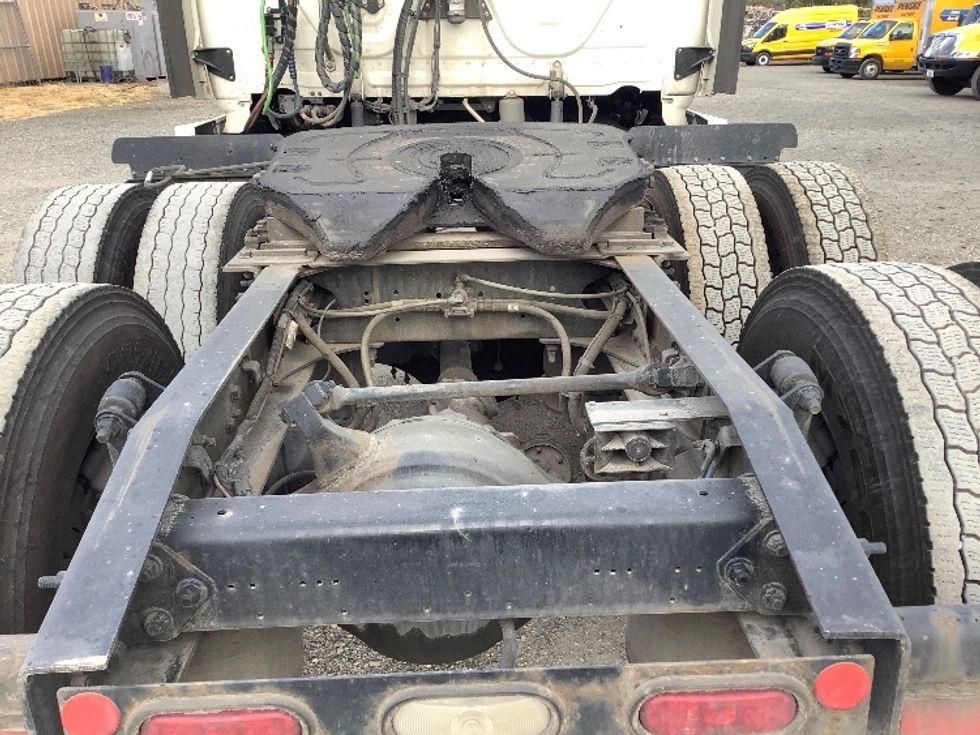 Sleeper Tractor-Heavy Duty Tractors-Freightliner-2019-Cascadia 12564ST-Lacey-WA-484,308\n\t\tmiles-$ 60,000 - Image 6