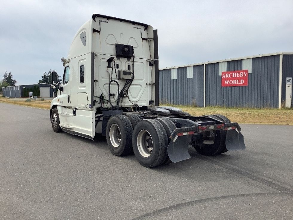 Sleeper Tractor-Heavy Duty Tractors-Freightliner-2019-Cascadia 12564ST-Lacey-WA-514,527\n\t\tmiles-$ 58,250 - Image 5
