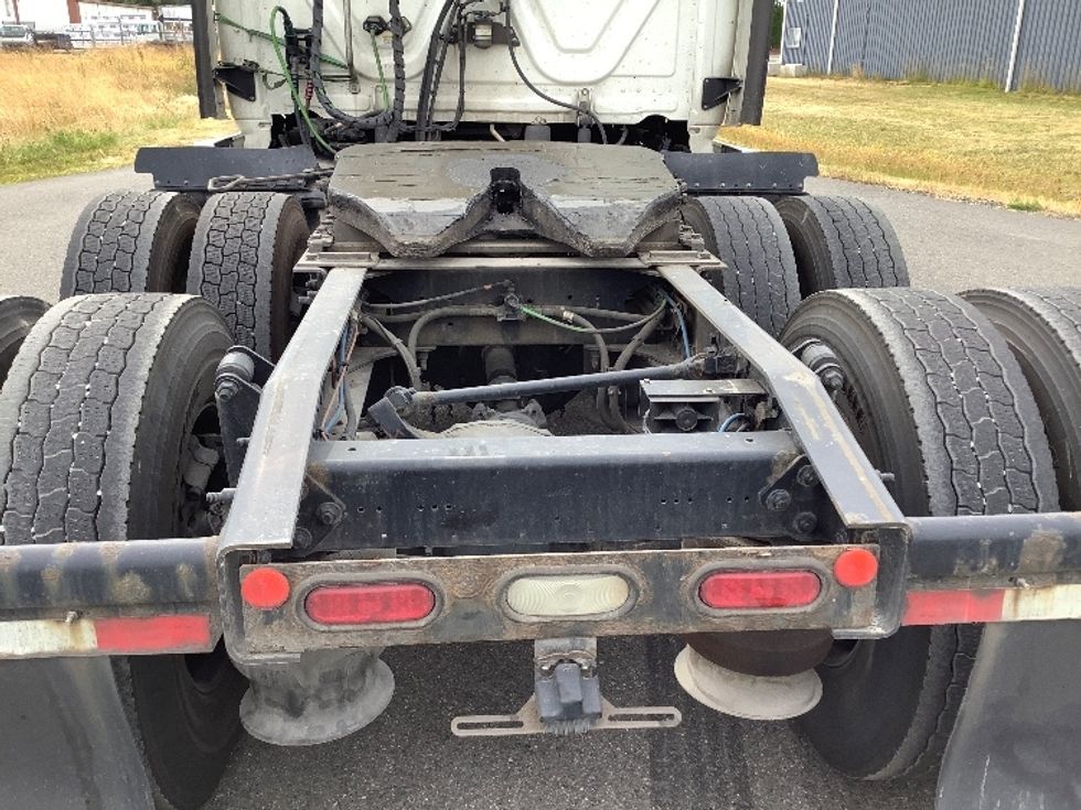 Sleeper Tractor-Heavy Duty Tractors-Freightliner-2019-Cascadia 12564ST-Lacey-WA-514,527\n\t\tmiles-$ 58,250 - Image 6