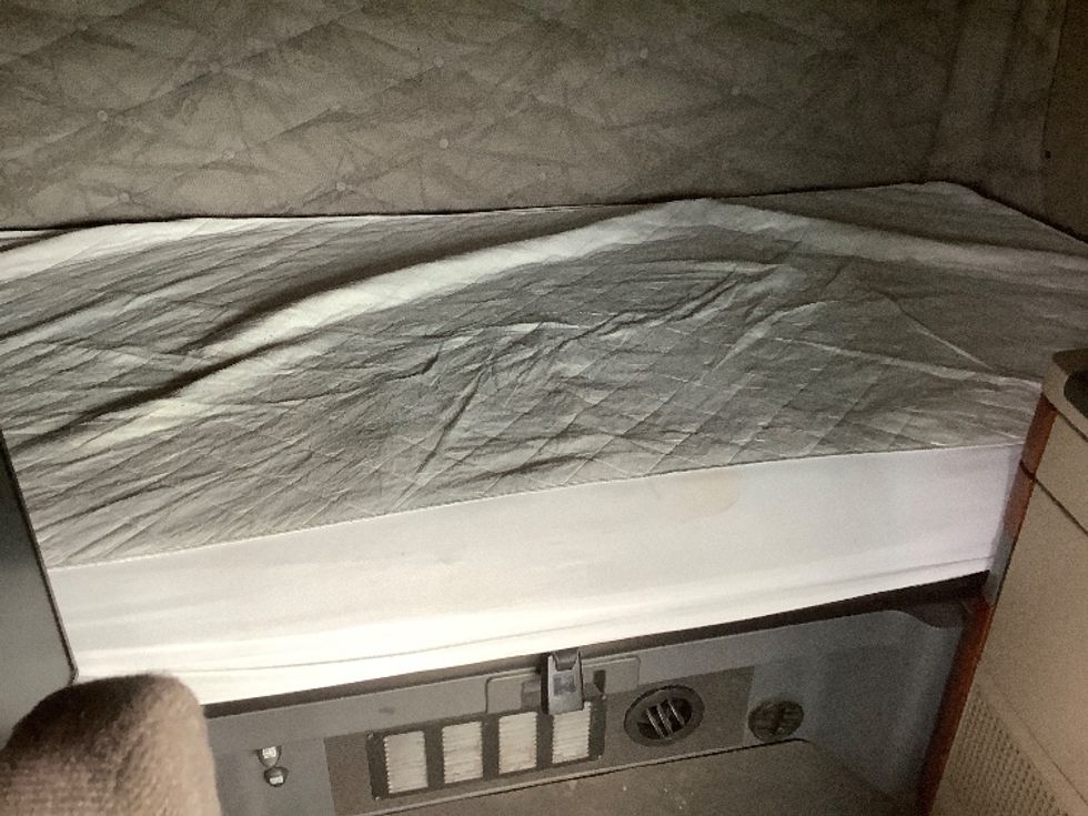 Sleeper Tractor-Heavy Duty Tractors-Freightliner-2019-Cascadia 12564ST-Lacey-WA-530,332\n\t\tmiles-$ 56,250 - Image 16