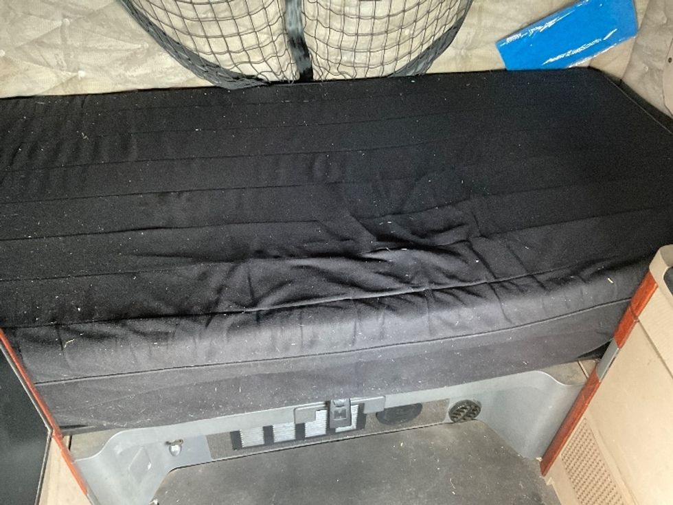 Sleeper Tractor-Heavy Duty Tractors-Freightliner-2019-Cascadia 12564ST-Lacey-WA-539,981\n\t\tmiles-$ 56,750 - Image 18