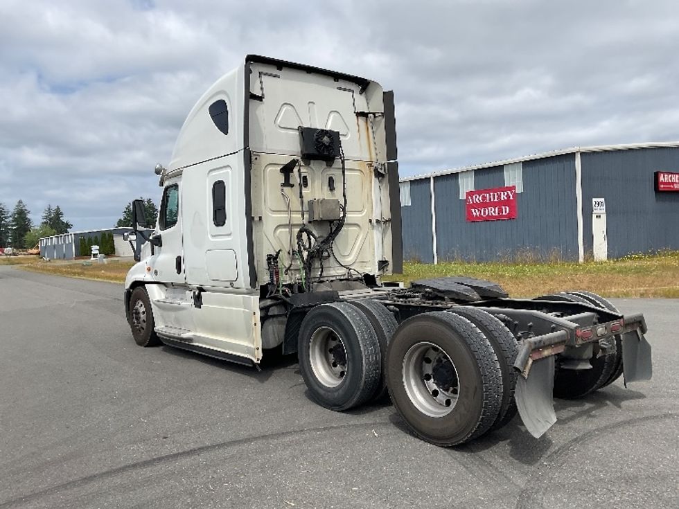Sleeper Tractor-Heavy Duty Tractors-Freightliner-2019-Cascadia 12564ST-Lacey-WA-539,981\n\t\tmiles-$ 56,750 - Image 5