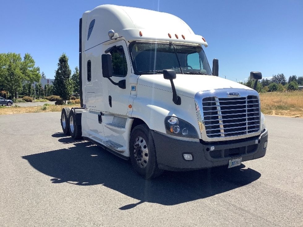 Sleeper Tractor-Heavy Duty Tractors-Freightliner-2019-Cascadia 12564ST-Lacey-WA-622,560\n\t\tmiles-$ 51,500 - Image 1