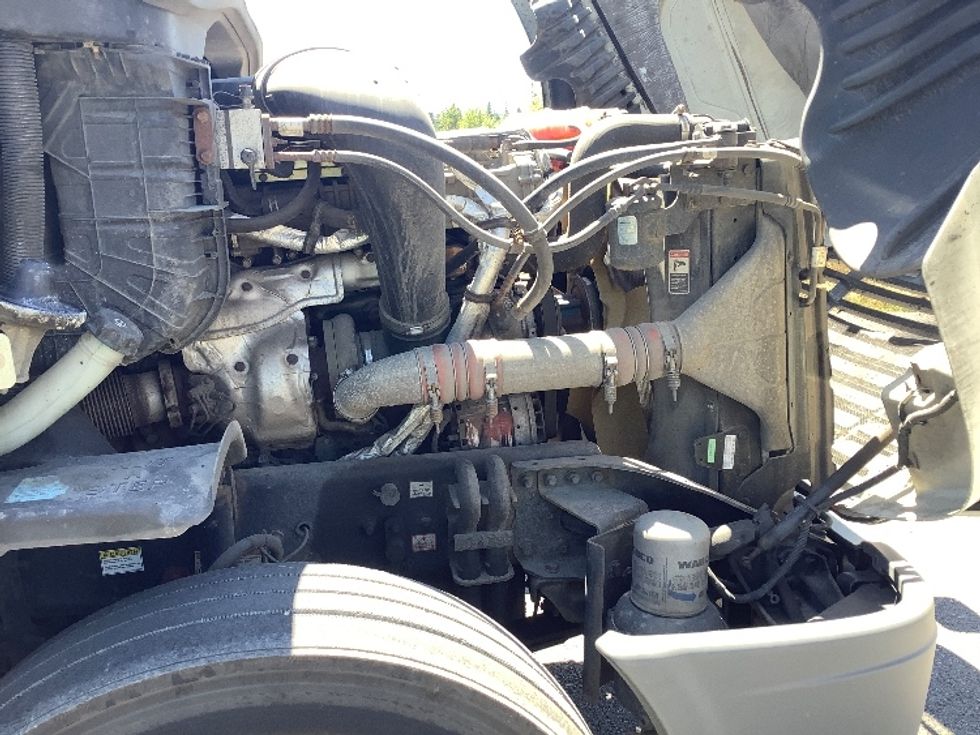 Sleeper Tractor-Heavy Duty Tractors-Freightliner-2019-Cascadia 12564ST-Lacey-WA-622,560\n\t\tmiles-$ 51,500 - Image 20