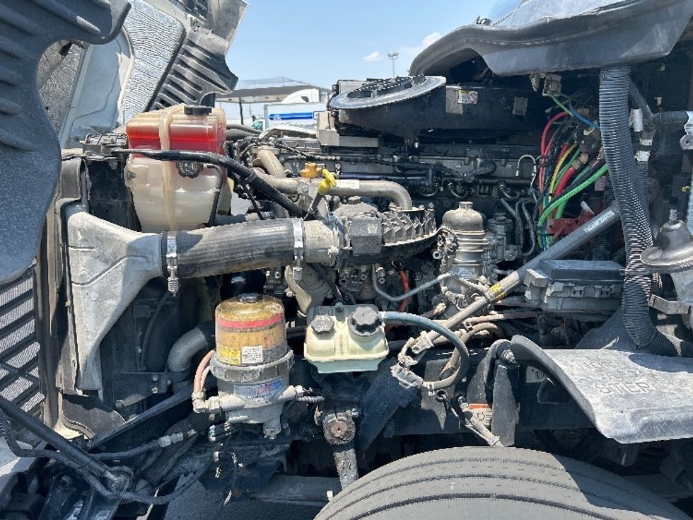 Sleeper Tractor-Heavy Duty Tractors-Freightliner-2019-Cascadia 12564ST-Las Vegas-NV-440,761\n\t\tmiles-$ 61,750 - Image 21