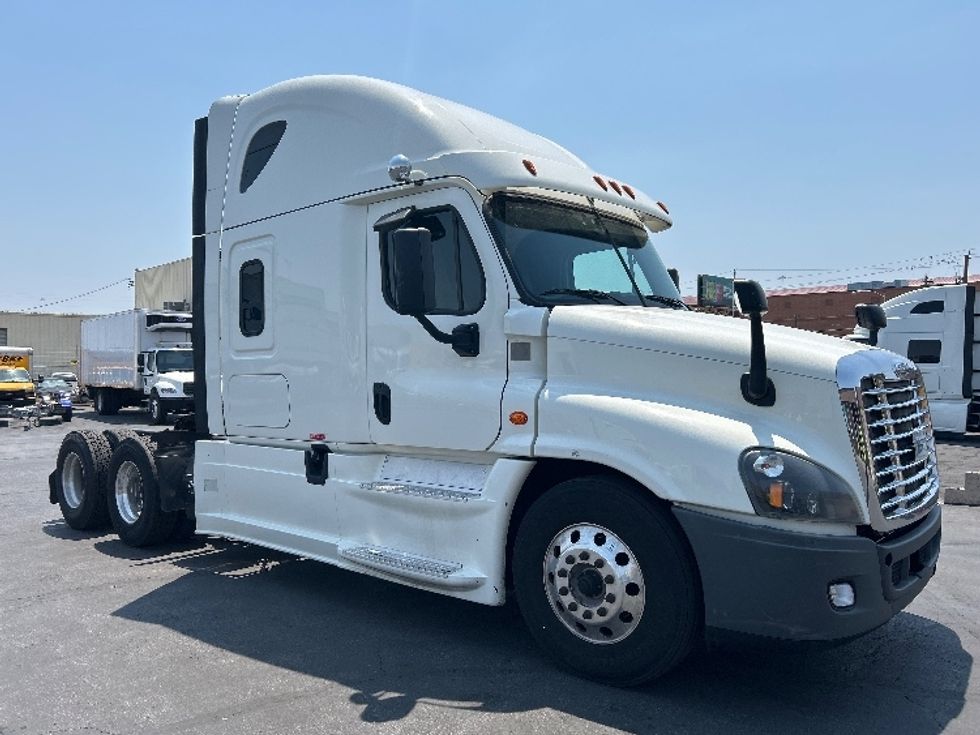 Sleeper Tractor-Heavy Duty Tractors-Freightliner-2019-Cascadia 12564ST-Las Vegas-NV-554,572\n\t\tmiles-$ 54,750 - Image 1