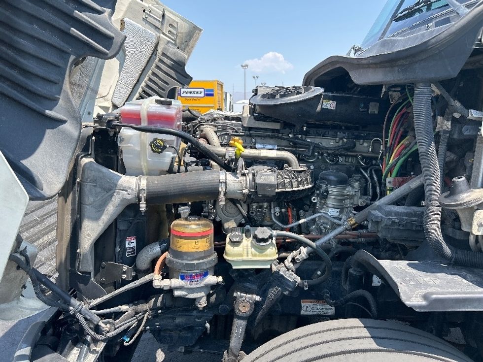 Sleeper Tractor-Heavy Duty Tractors-Freightliner-2019-Cascadia 12564ST-Las Vegas-NV-554,572\n\t\tmiles-$ 54,750 - Image 21