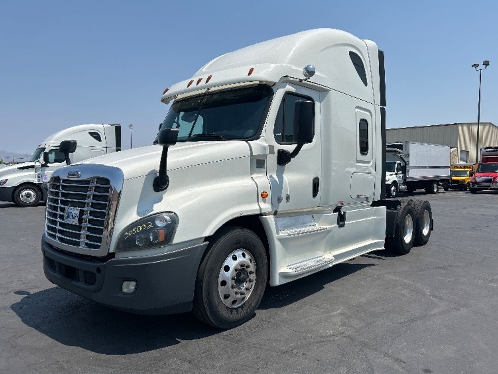 Sleeper Tractor-Heavy Duty Tractors-Freightliner-2019-Cascadia 12564ST-Las Vegas-NV-554,572\n\t\tmiles-$ 54,750 - Image 3