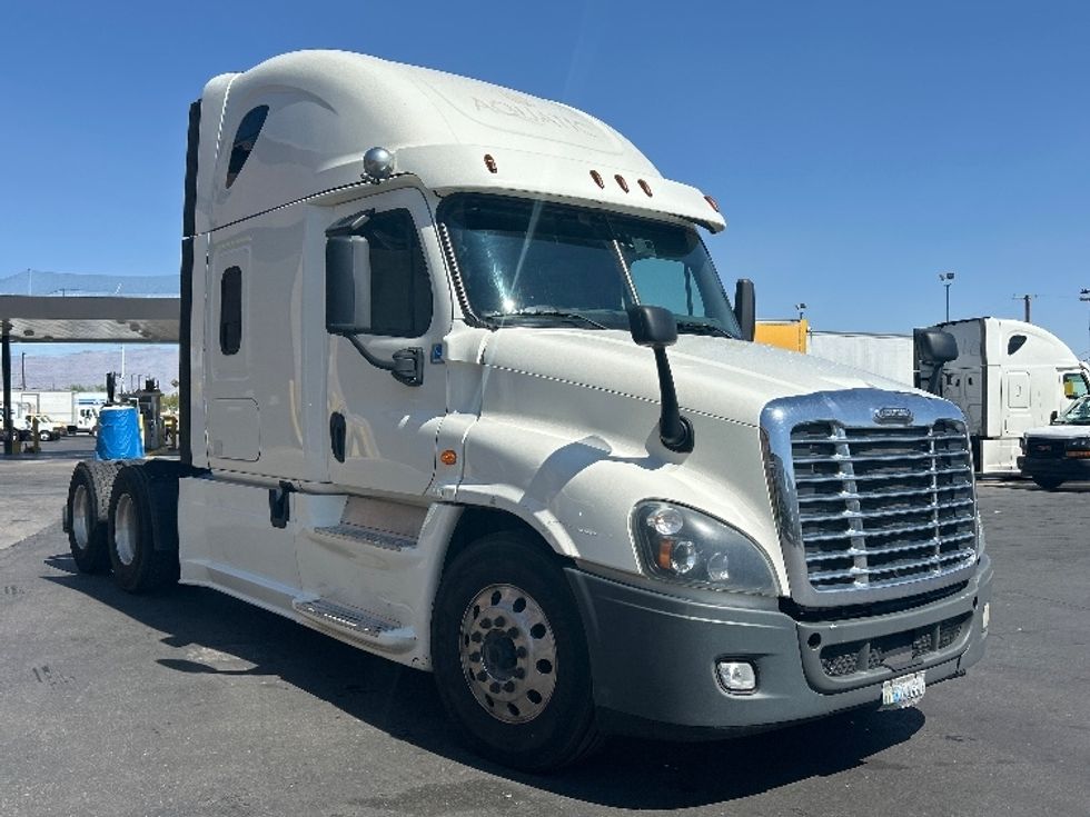 Sleeper Tractor-Heavy Duty Tractors-Freightliner-2019-Cascadia 12564ST-Las Vegas-NV-640,162\n\t\tmiles-$ 48,250 - Image 1