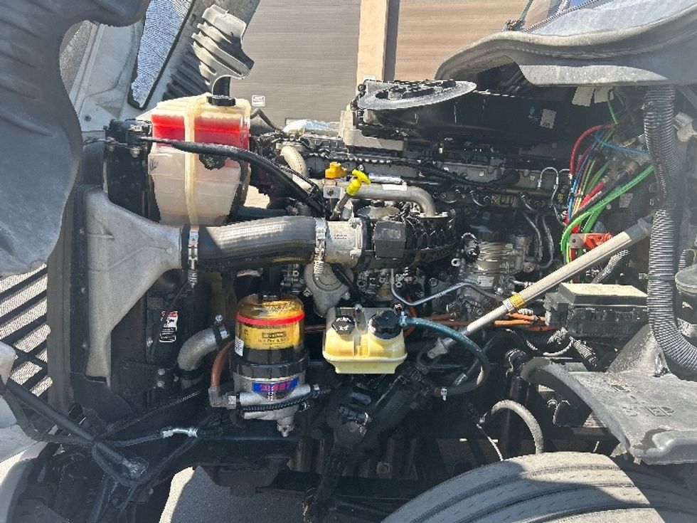 Sleeper Tractor-Heavy Duty Tractors-Freightliner-2019-Cascadia 12564ST-Las Vegas-NV-640,162\n\t\tmiles-$ 48,250 - Image 21