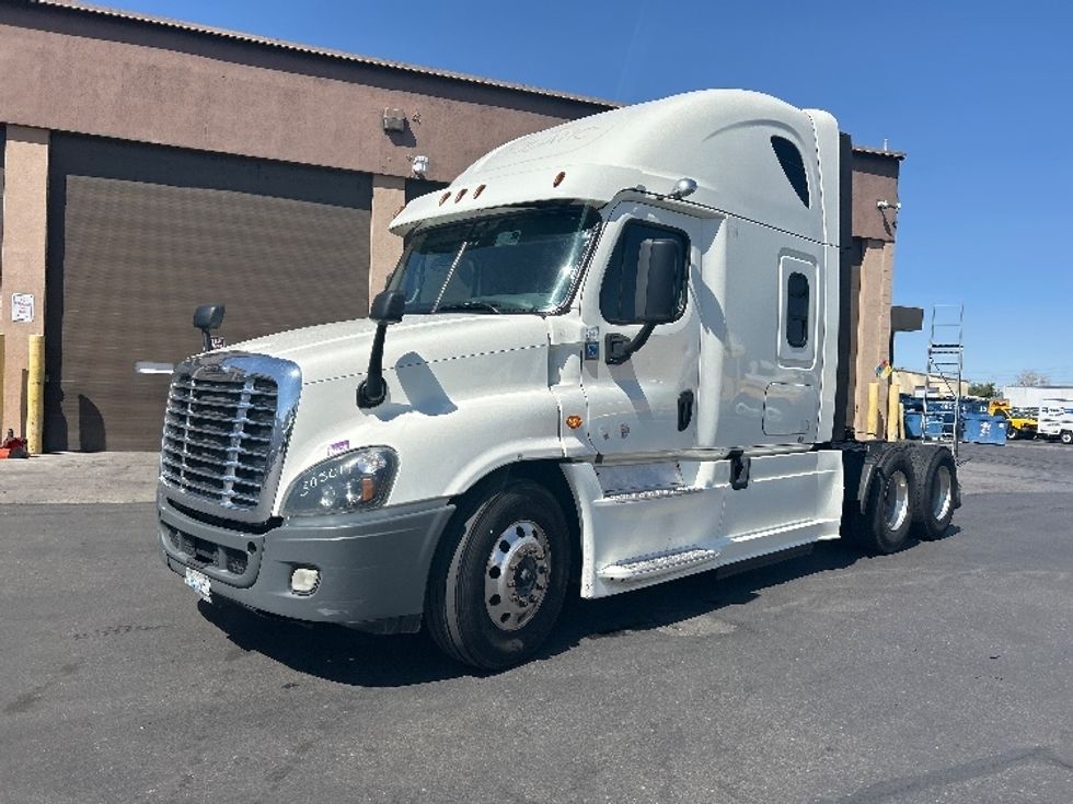 Sleeper Tractor-Heavy Duty Tractors-Freightliner-2019-Cascadia 12564ST-Las Vegas-NV-640,162\n\t\tmiles-$ 48,250 - Image 3