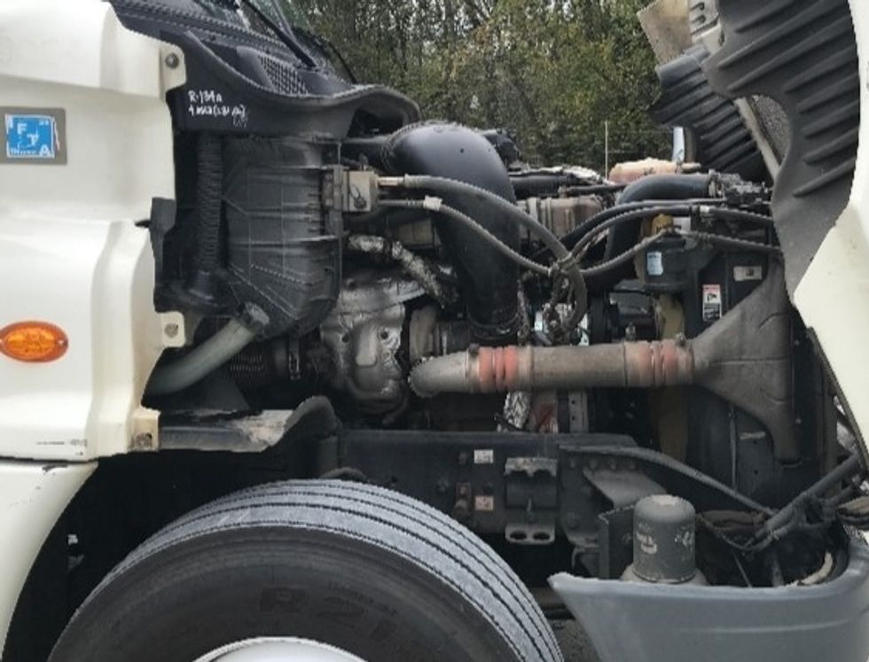 Sleeper Tractor-Heavy Duty Tractors-Freightliner-2019-Cascadia 12564ST-Macon-GA-531,438\n\t\tmiles-$ 51,250 - Image 20