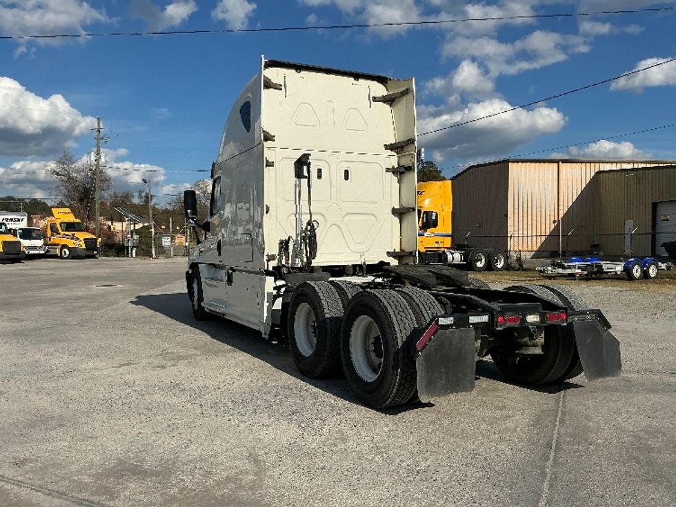 Sleeper Tractor-Heavy Duty Tractors-Freightliner-2019-Cascadia 12564ST-Macon-GA-531,438\n\t\tmiles-$ 51,250 - Image 5