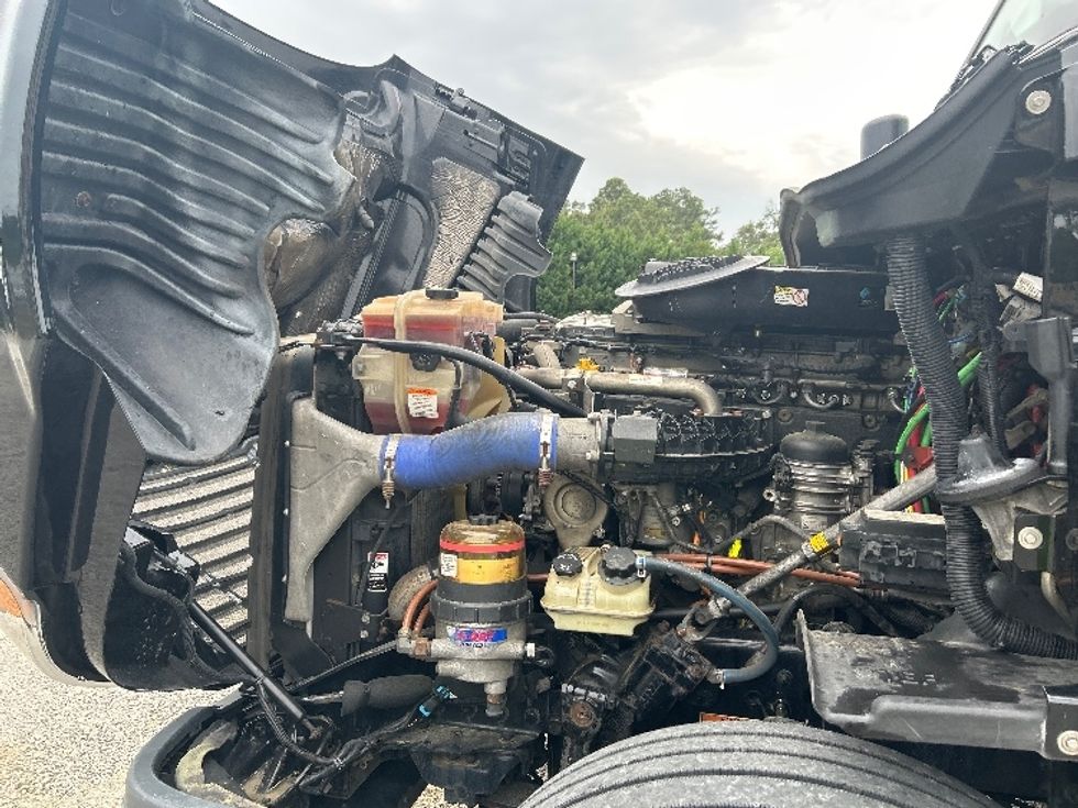 Sleeper Tractor-Heavy Duty Tractors-Freightliner-2019-Cascadia 12564ST-Mebane-NC-426,257\n\t\tmiles-$ 55,250 - Image 18