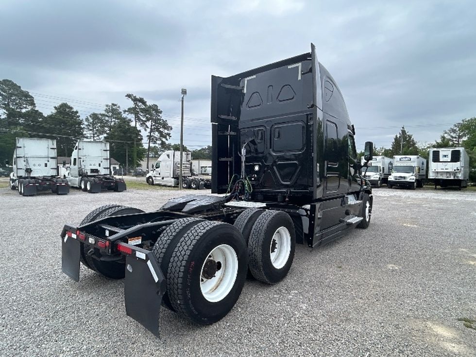 Sleeper Tractor-Heavy Duty Tractors-Freightliner-2019-Cascadia 12564ST-Mebane-NC-426,257\n\t\tmiles-$ 55,250 - Image 7