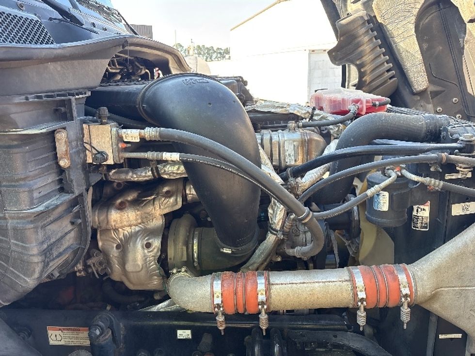 Sleeper Tractor-Heavy Duty Tractors-Freightliner-2019-Cascadia 12564ST-Mebane-NC-505,891\n\t\tmiles-$ 48,750 - Image 20