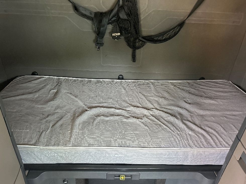 Sleeper Tractor-Heavy Duty Tractors-Freightliner-2019-Cascadia 12564ST-Memphis-TN-539,800\n\t\tmiles-$ 50,750 - Image 17