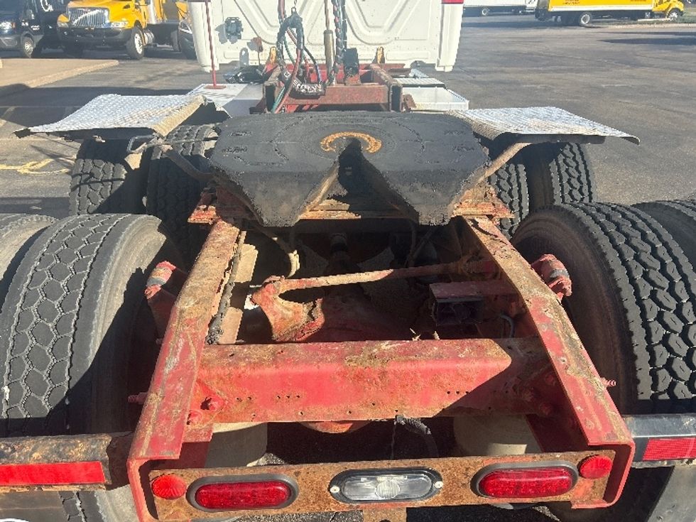 Sleeper Tractor-Heavy Duty Tractors-Freightliner-2019-Cascadia 12564ST-Milwaukee-WI-487,287\n\t\tmiles-$ 50,500 - Image 6