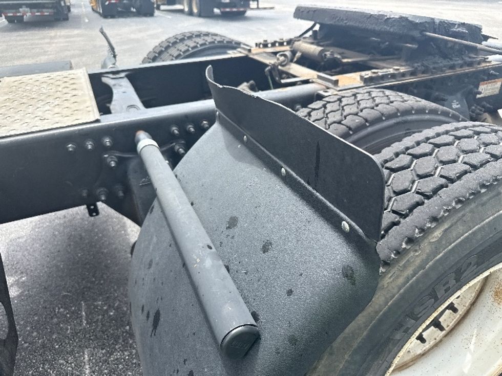 Sleeper Tractor-Heavy Duty Tractors-Freightliner-2019-Cascadia 12564ST-Mobile-AL-476,607\n\t\tmiles-$ 53,000 - Image 27