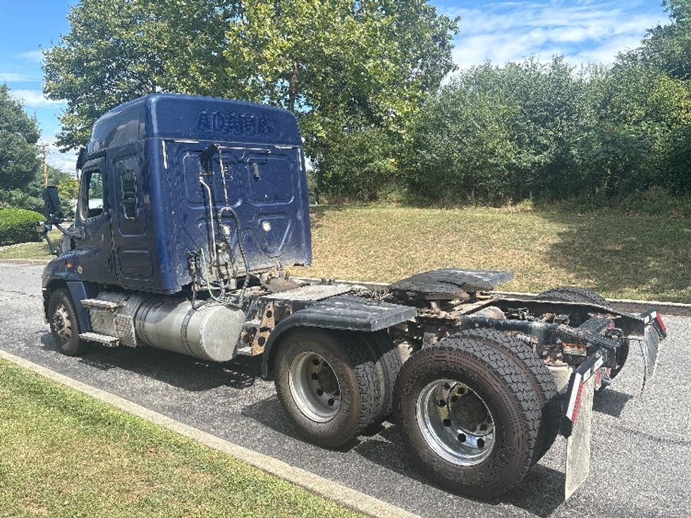 Sleeper Tractor-Heavy Duty Tractors-Freightliner-2019-Cascadia 12564ST-Montgomery-NY-256,296\n\t\tmiles-$ 68,750 - Image 5
