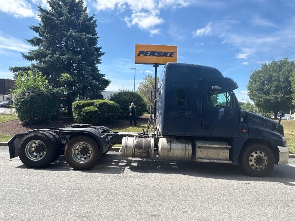 Sleeper Tractor-Heavy Duty Tractors-Freightliner-2019-Cascadia 12564ST-Montgomery-NY-256,296\n\t\tmiles-$ 68,750 - Image 8