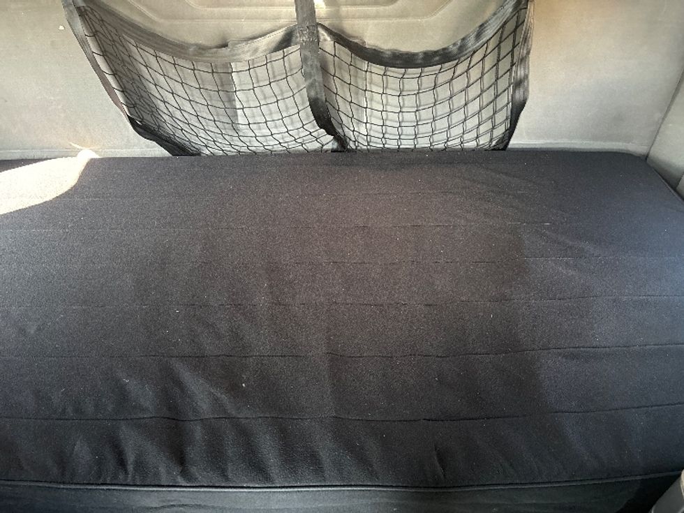 Sleeper Tractor-Heavy Duty Tractors-Freightliner-2019-Cascadia 12564ST-New Castle-DE-618,554\n\t\tmiles-$ 48,750 - Image 15