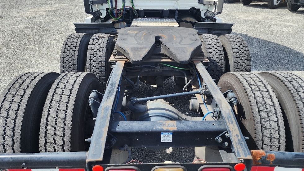 Sleeper Tractor-Heavy Duty Tractors-Freightliner-2019-Cascadia 12564ST-Ocala-FL-476,488\n\t\tmiles-$ 47,750 - Image 6