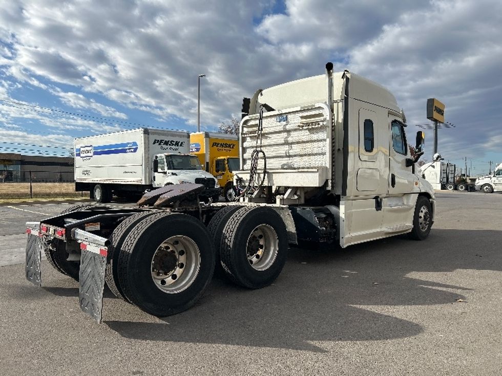 Sleeper Tractor-Heavy Duty Tractors-Freightliner-2019-Cascadia 12564ST-Oklahoma City-OK-551,004\n\t\tmiles-$ 47,000 - Image 7