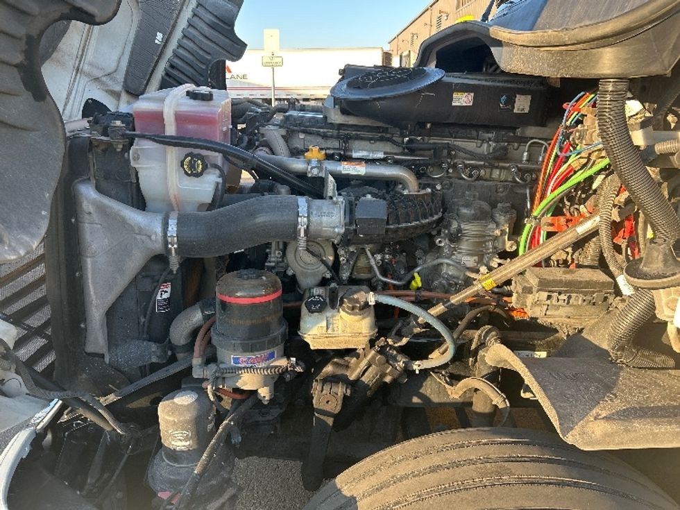 Sleeper Tractor-Heavy Duty Tractors-Freightliner-2019-Cascadia 12564ST-Oklahoma City-OK-599,342\n\t\tmiles-$ 42,500 - Image 20