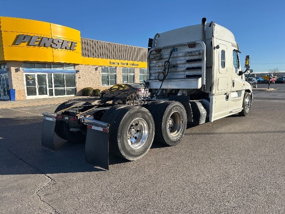 Sleeper Tractor-Heavy Duty Tractors-Freightliner-2019-Cascadia 12564ST-Oklahoma City-OK-599,342\n\t\tmiles-$ 42,500 - Image 7
