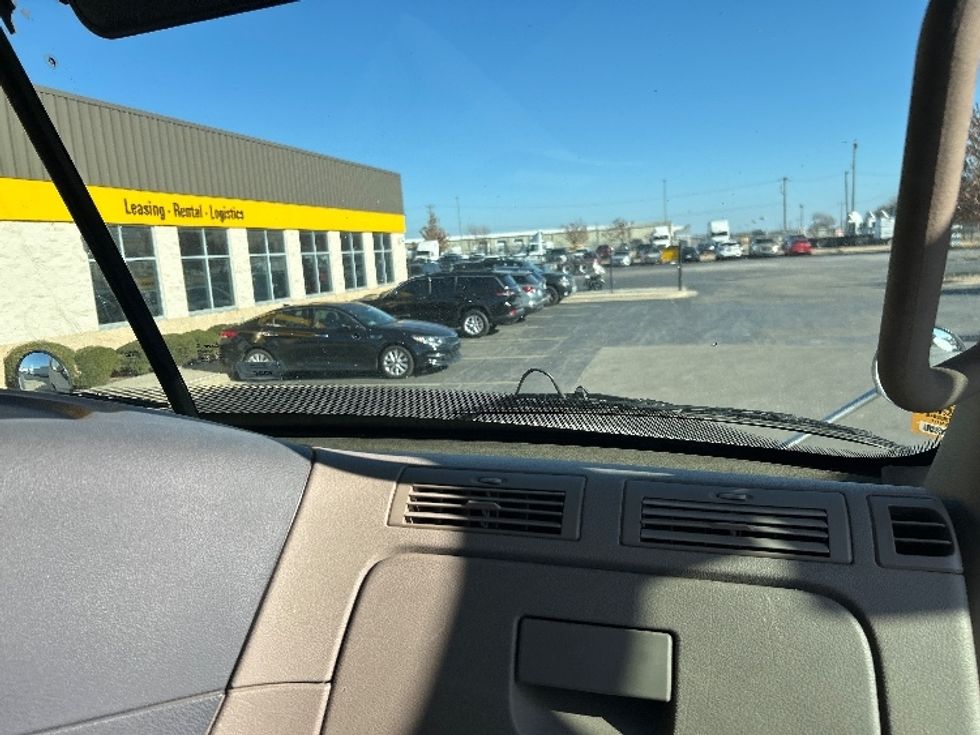 Sleeper Tractor-Heavy Duty Tractors-Freightliner-2019-Cascadia 12564ST-Oklahoma City-OK-615,975\n\t\tmiles-$ 42,750 - Image 14