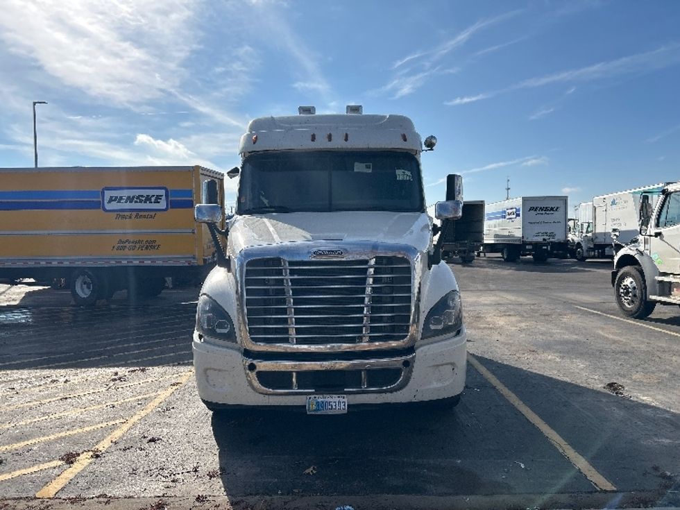 Sleeper Tractor-Heavy Duty Tractors-Freightliner-2019-Cascadia 12564ST-Oklahoma City-OK-681,273\n\t\tmiles-$ 16,000 - Image 2