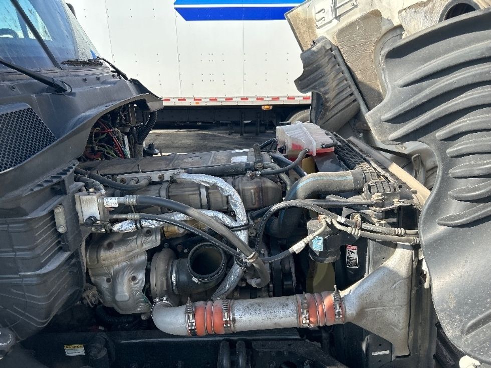 Sleeper Tractor-Heavy Duty Tractors-Freightliner-2019-Cascadia 12564ST-Oklahoma City-OK-681,273\n\t\tmiles-$ 16,000 - Image 20